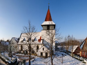 Außenansicht evangelische Kirche
