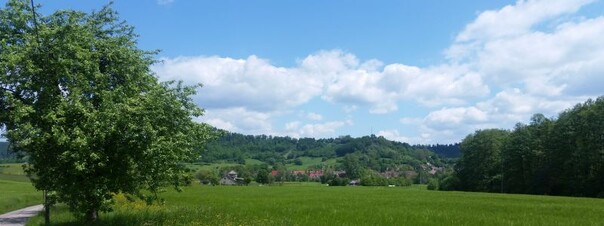 Die Landschaft rund um Oberrot lädt zum Wandern und Verweilen ein 